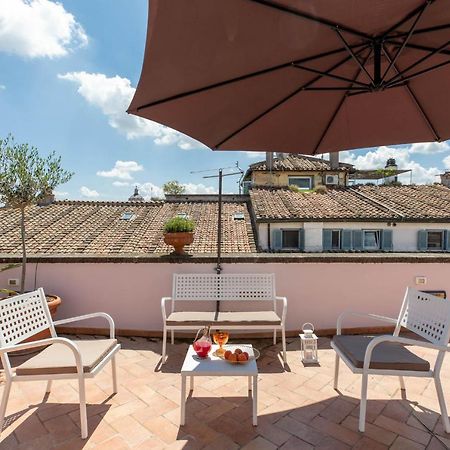 Iflat Penthouse In Campo De' Fiori Apartment Rome Luaran gambar