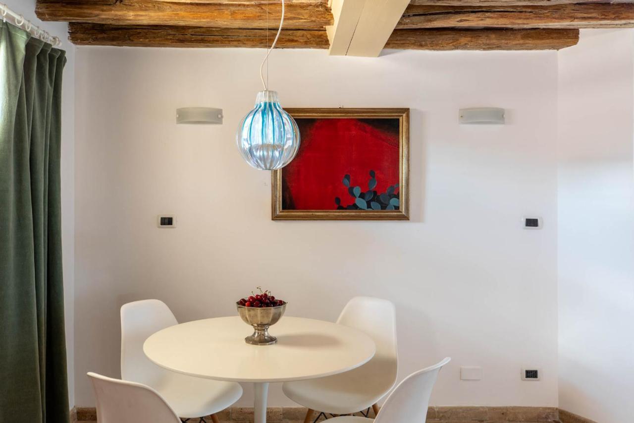 Iflat Penthouse In Campo De' Fiori Apartment Rome Luaran gambar