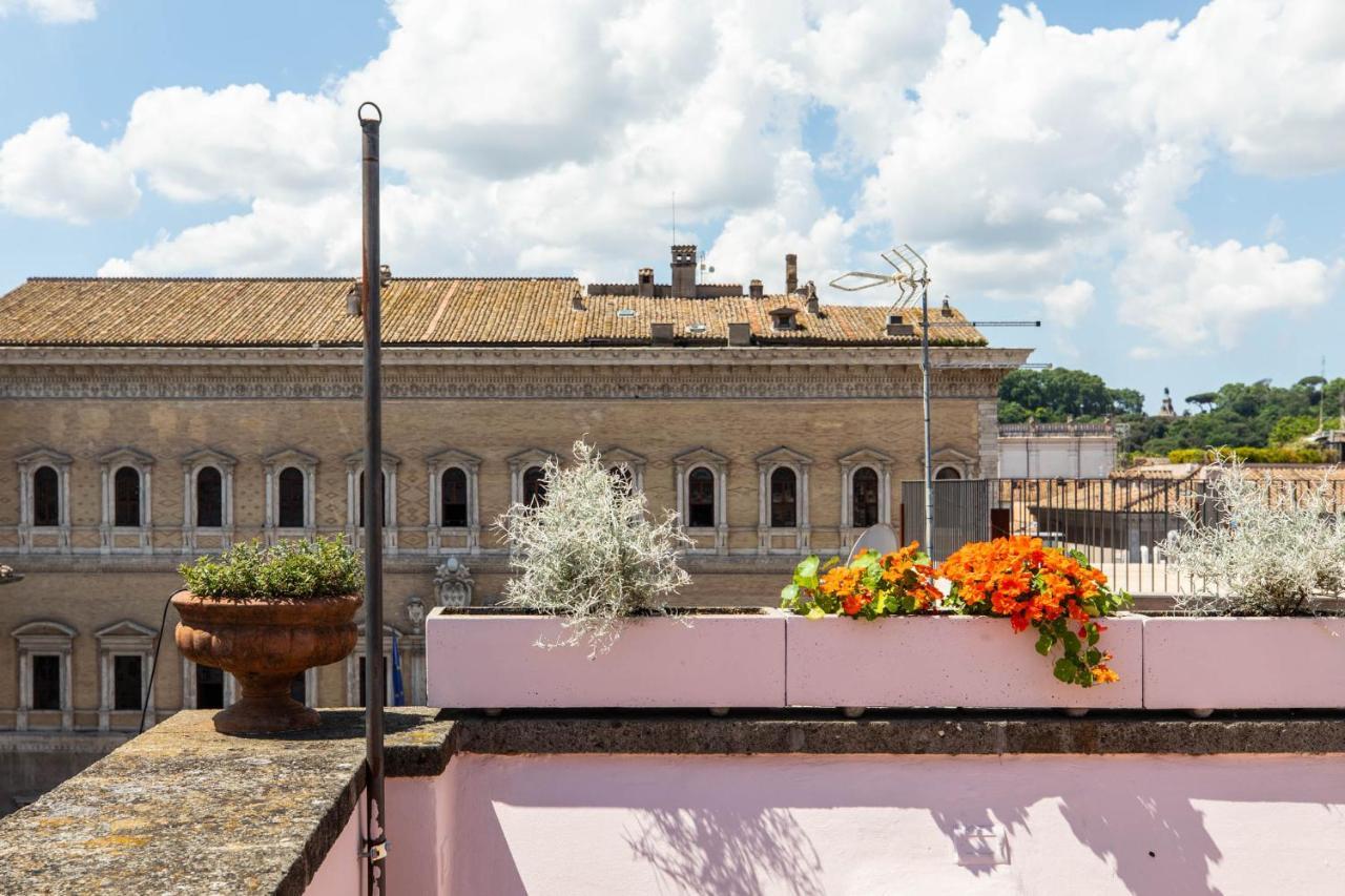 Iflat Penthouse In Campo De' Fiori Apartment Rome Luaran gambar