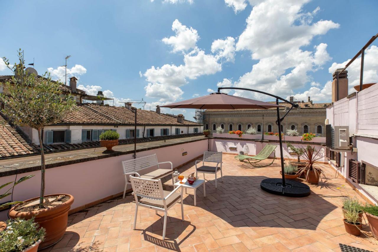 Iflat Penthouse In Campo De' Fiori Apartment Rome Luaran gambar